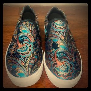 Sam Edelman slip on sneakers